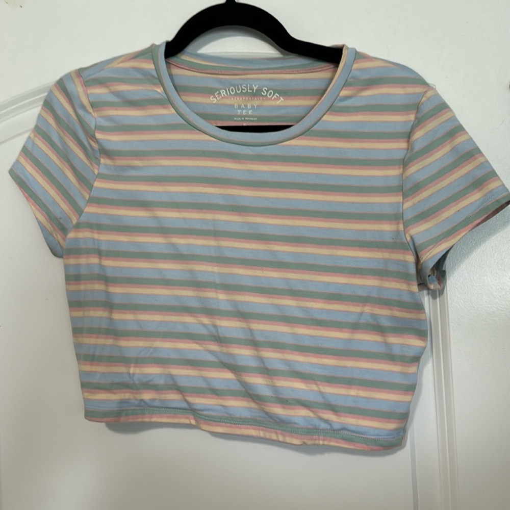 Aeropostale baby tee, size extra large.